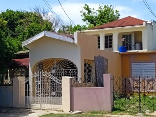 4 bed House For Sale in Greater Portmore, St. Catherine, Jamaica