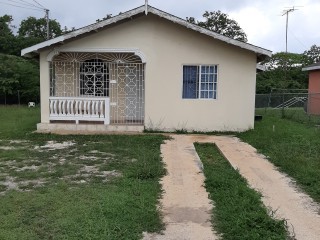 House For Sale in FLORENCE HALL, Trelawny Jamaica | [1]