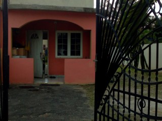 Townhouse For Sale in Ensom City, St. Catherine Jamaica | [9]