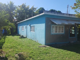 House For Sale in Cromarty Grove, St. Catherine Jamaica | [3]