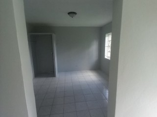 House For Rent in Linstead, St. Catherine Jamaica | [8]