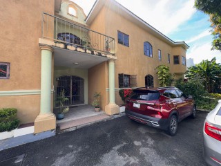 2 bed Apartment For Sale – Meadowbrook, Kingston / St. Andrew, Jamaica