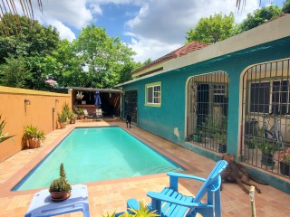 House For Sale in West Kings House Road, Kingston / St. Andrew Jamaica | [2]