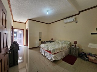 Apartment For Sale in Kingston 6, Kingston / St. Andrew Jamaica | [7]