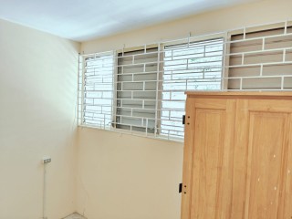 Flat For Rent in Kingston 6, Kingston / St. Andrew Jamaica | [4]