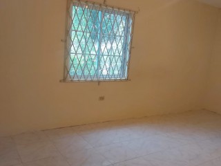 House For Rent in Mineral Heights May Pen, Clarendon Jamaica | [2]