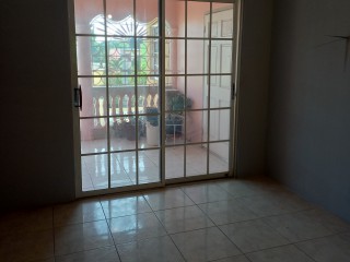 Townhouse For Rent in Ensom Spanish Town, St. Catherine Jamaica | [1]