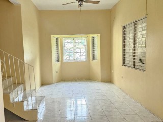 Townhouse For Rent in Kingston 19, Kingston / St. Andrew Jamaica | [4]