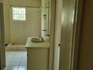 Flat For Rent in Golden Spring, Kingston / St. Andrew Jamaica | [11]