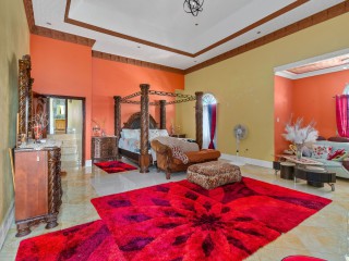 6 bed House For Sale in Hellshire, St. Catherine, Jamaica