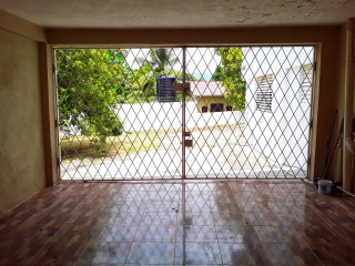 House For Sale in Santa Cruz, St. Elizabeth Jamaica | [4]