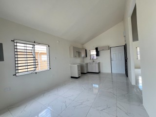 House For Rent in Phoenix Park Village 2, St. Catherine Jamaica | [5]