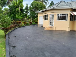 House For Sale in Cedar Grove Estate Mandeville, Manchester Jamaica | [14]