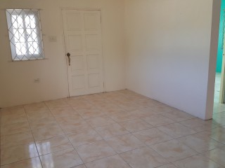 House For Rent in St Jago South Spanish Town, St. Catherine Jamaica | [6]