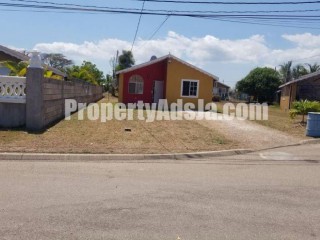 House For Sale in Old Harbour, St. Catherine Jamaica | [1]