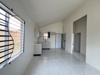 House For Rent in Phoenix Park Village 2, St. Catherine Jamaica | [6]