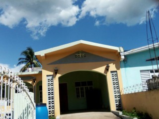 1 bed Apartment For Rent in Mineral Heights, Clarendon, Jamaica