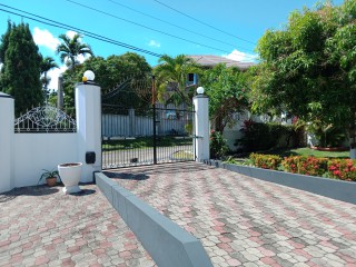 House For Sale in TOWER ISLE, St. Mary Jamaica | [12]