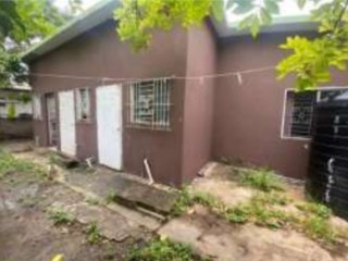 3 bed House For Sale in SPANISH TOWN, St. Catherine, Jamaica