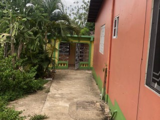 House For Sale in Linstead, St. Catherine Jamaica | [6]