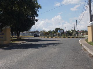 House For Sale in LONGVILLE PARK SCHEME, St. Catherine Jamaica | [8]