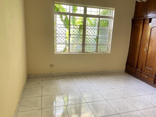 Flat For Rent in Graham Heights, Kingston / St. Andrew Jamaica | [3]