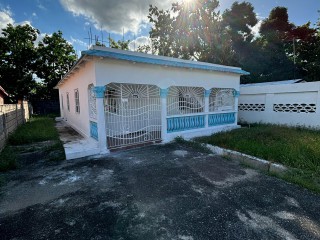 House For Rent in Pembroke Hall, Kingston / St. Andrew Jamaica | [8]