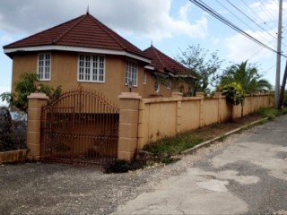 House For Sale in SMOKEY VALE, Kingston / St. Andrew Jamaica | [2]