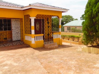 House For Rent in Green Acres, St. Catherine Jamaica | [8]