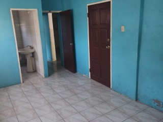 House For Sale in Cromarty Grove, St. Catherine Jamaica | [9]