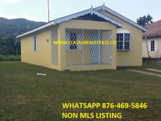 House For Sale in BOGUE VILLAGE, St. James Jamaica | [3]