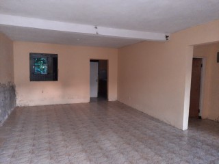 House For Sale in Linstead, St. Catherine Jamaica | [4]