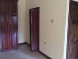 Apartment For Sale in Kgn 8 East Oakridge Apt, Kingston / St. Andrew Jamaica | [5]