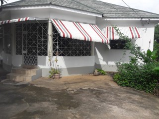 House For Sale in May Pen, Clarendon Jamaica | [7]