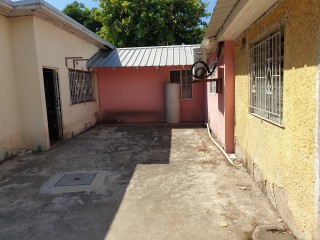 Commercial building For Sale in RICHMOND PARK, Kingston / St. Andrew Jamaica | [5]