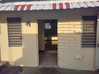 Flat For Rent in Mona Heights, Kingston / St. Andrew Jamaica | [2]