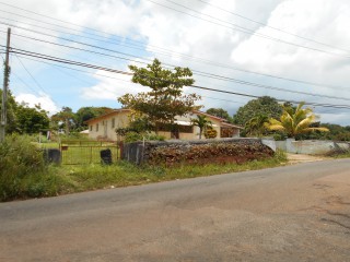 House For Sale in Knock Patrick Mandeville, Manchester Jamaica | [13]