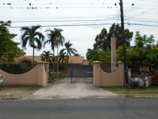 House For Sale in Cherry Gardens, Kingston / St. Andrew Jamaica | [13]