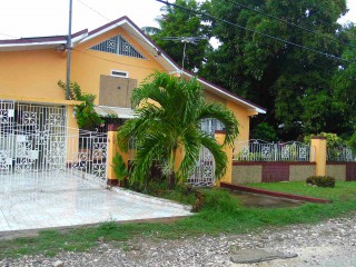 House For Sale in Spanish Town, St. Catherine Jamaica | [10]