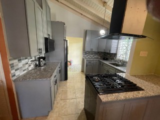 House For Rent in StoneBrook, Trelawny Jamaica | [5]