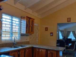 House For Sale in Rio Nuevo, St. Mary Jamaica | [4]