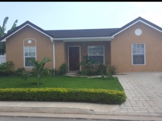 House For Rent in El Prado Verde Spanish Town, St. Catherine Jamaica | [6]