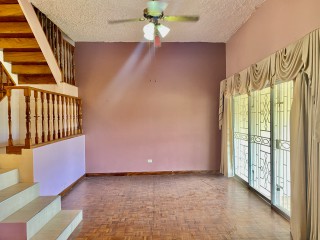 3 bed Townhouse For Sale in Kingston 19, Kingston / St. Andrew, Jamaica