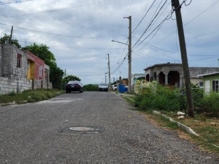 1 bed House For Sale in LONGVILLE PARK SECTOR T, Clarendon, Jamaica