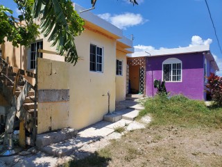 House For Sale in May Pen, Clarendon Jamaica | [10]