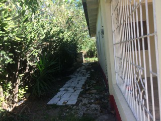 House For Rent in Greendale, St. Catherine Jamaica | [12]