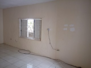 House For Rent in Green Acres, St. Catherine Jamaica | [2]