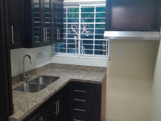 Townhouse For Rent in Mona, Kingston / St. Andrew Jamaica | [2]