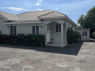 Commercial building For Rent in Eastwood Park Gardens, Kingston / St. Andrew Jamaica | [1]