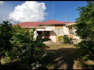 House For Sale in SOUTHAVEN, St. Thomas Jamaica | [5]